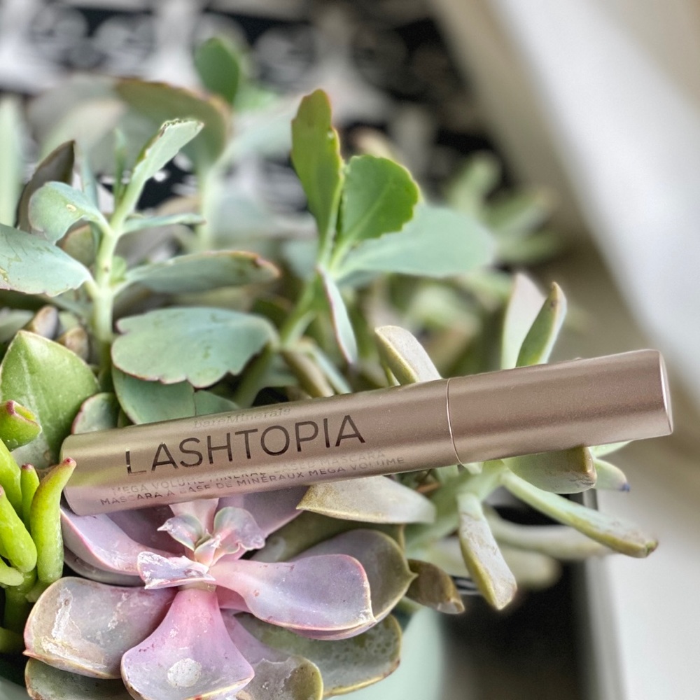 bareMinerals LASHTOPIA mega volume mascara